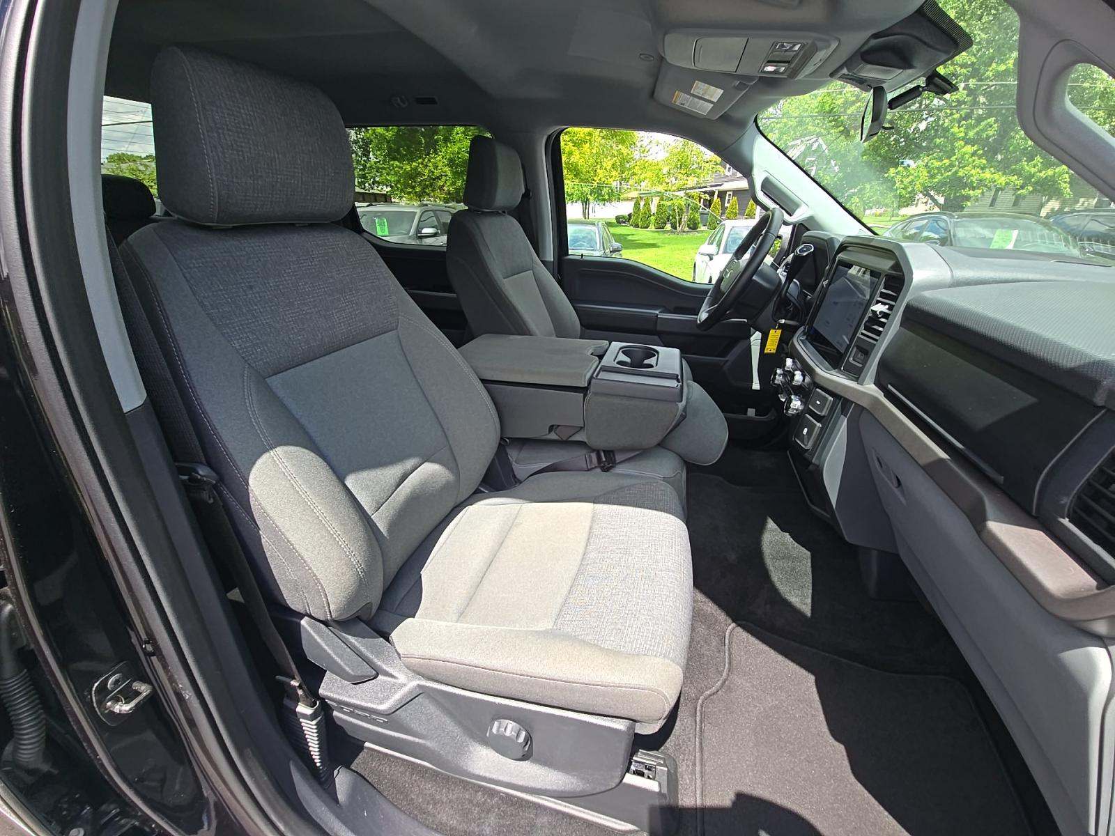 2025 Ford F-150 XLT AWD