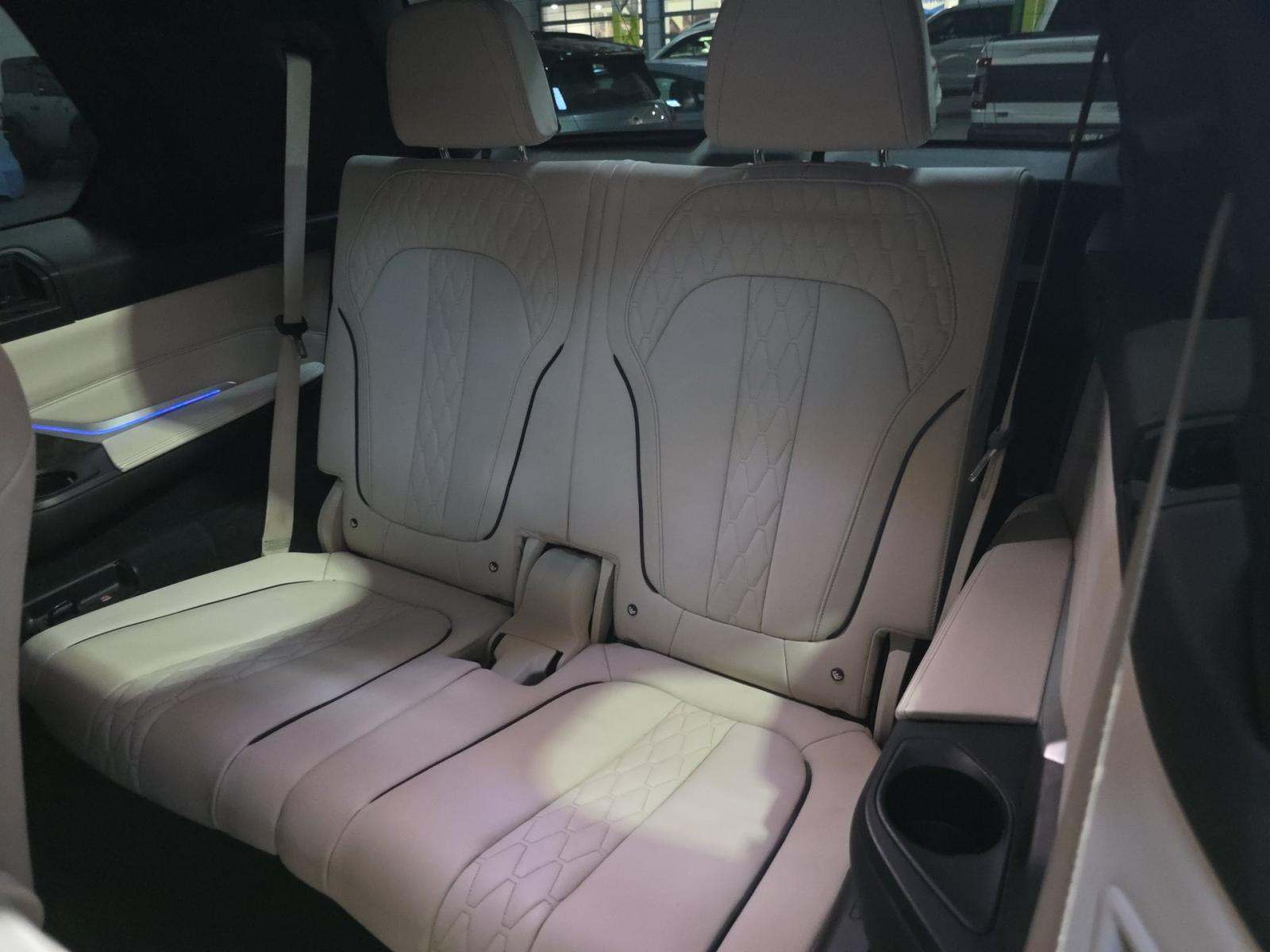 2020 BMW X7 xDrive40i AWD