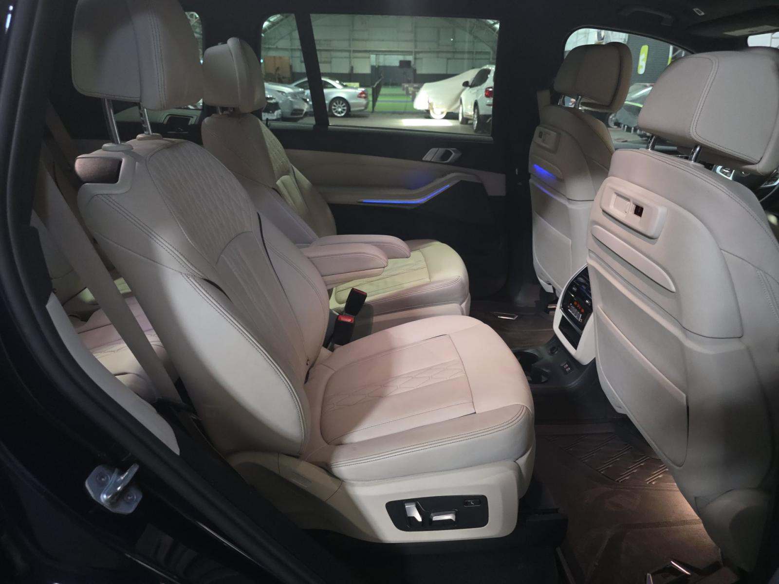2020 BMW X7 xDrive40i AWD