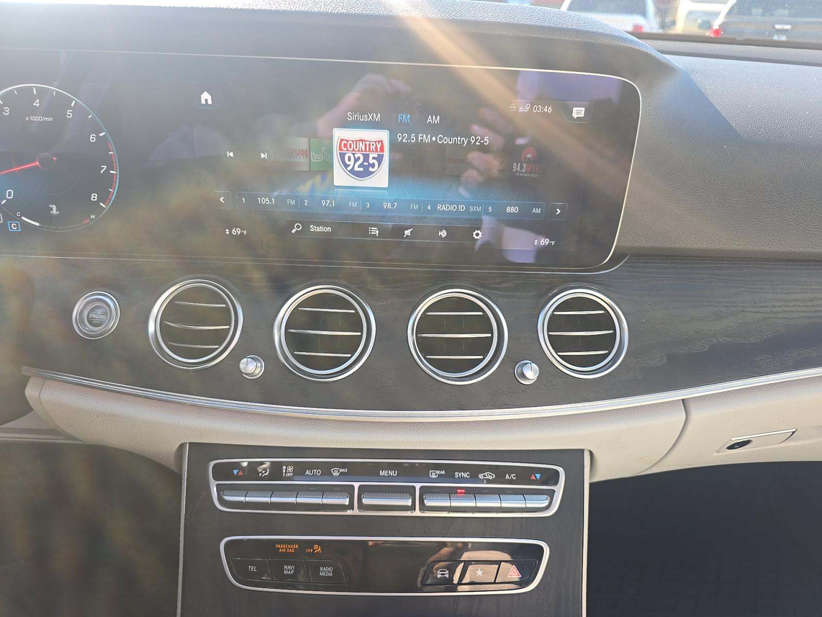 MERCEDES-BENZ E-CLASS - 10