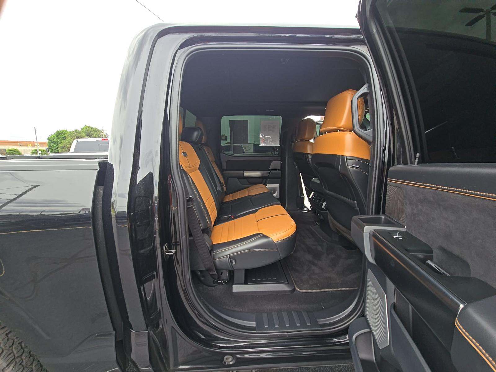 2023 Ford F-150 Platinum AWD