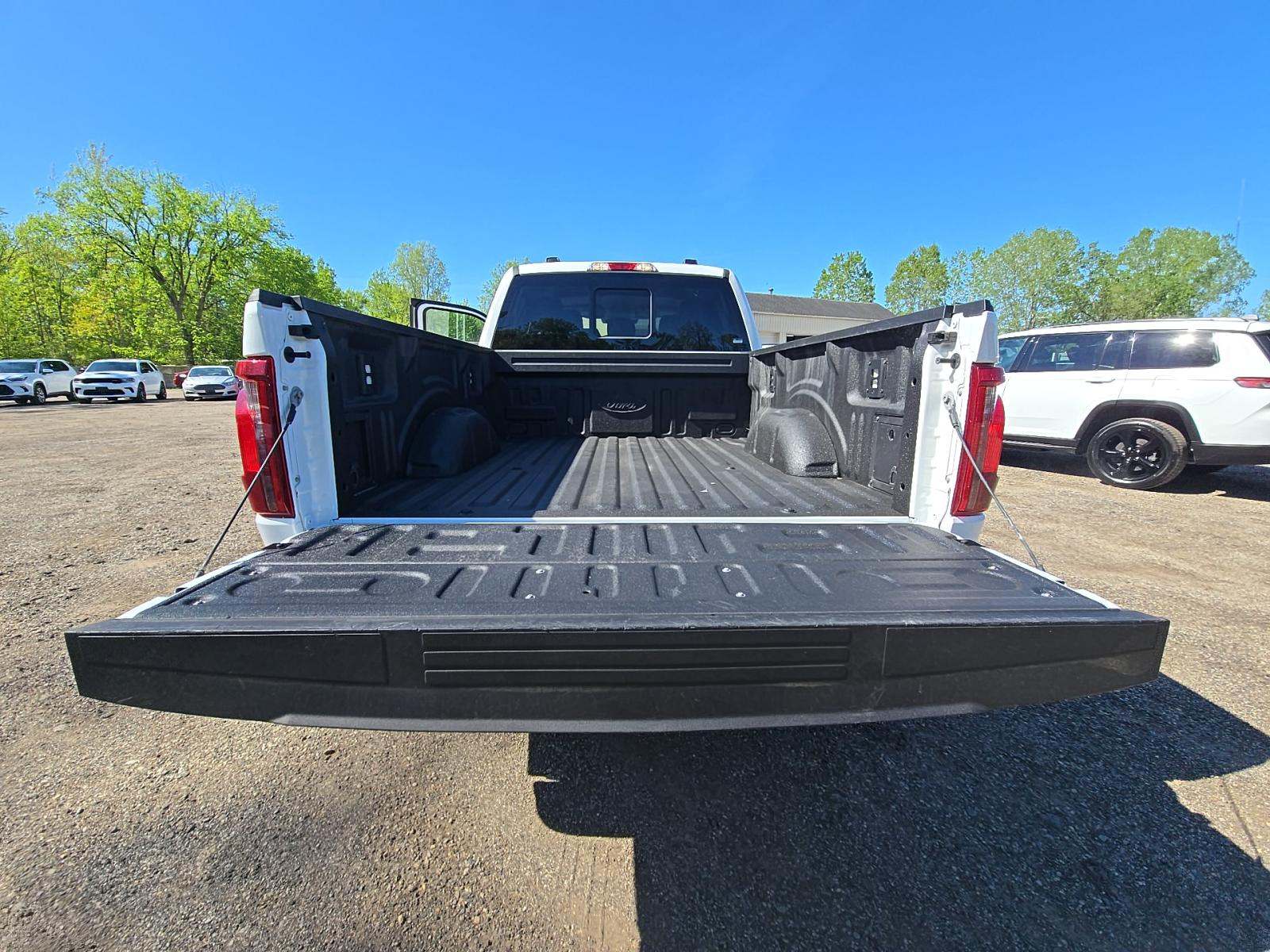 2025 Ford F-150 XLT AWD