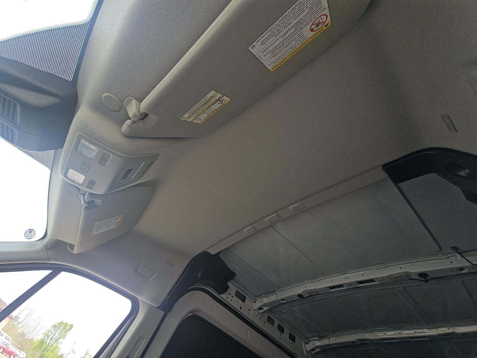 FORD TRANSIT 250 - 7