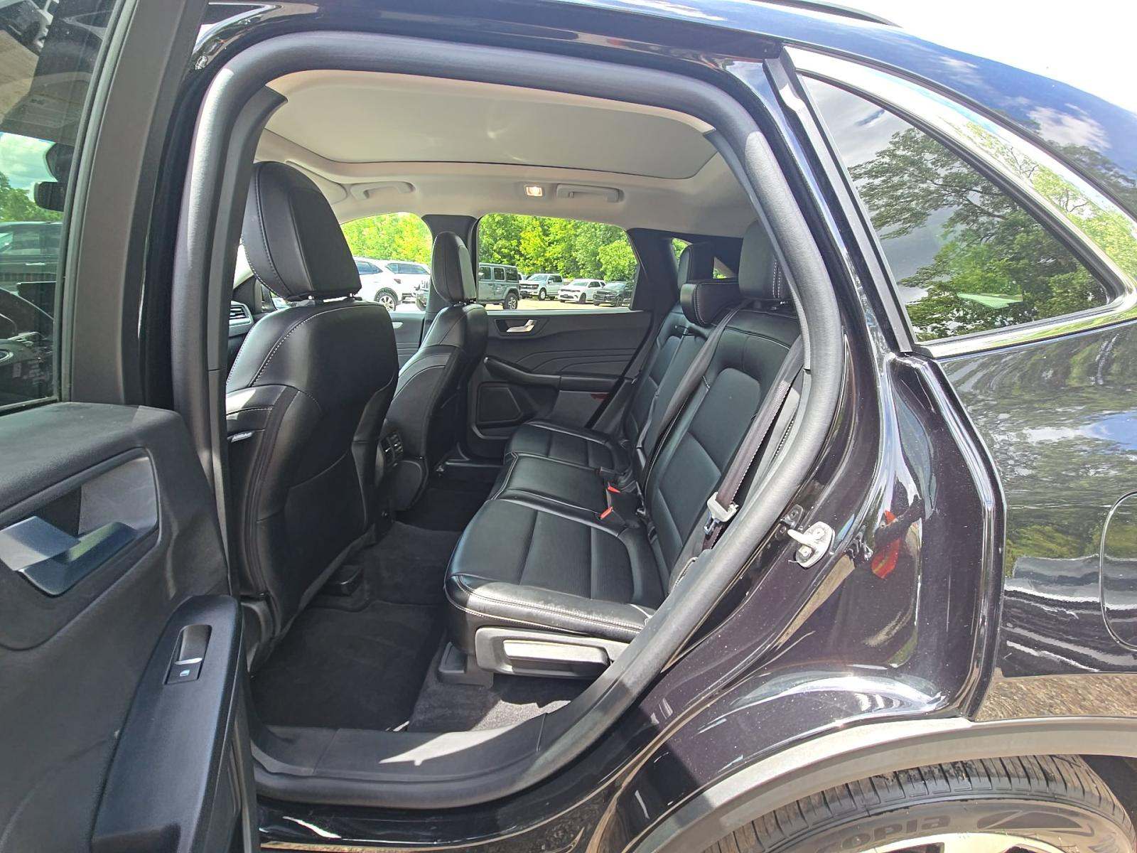 2025 Ford Escape Platinum AWD