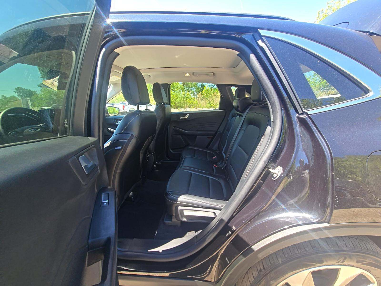 2025 Ford Escape Platinum AWD