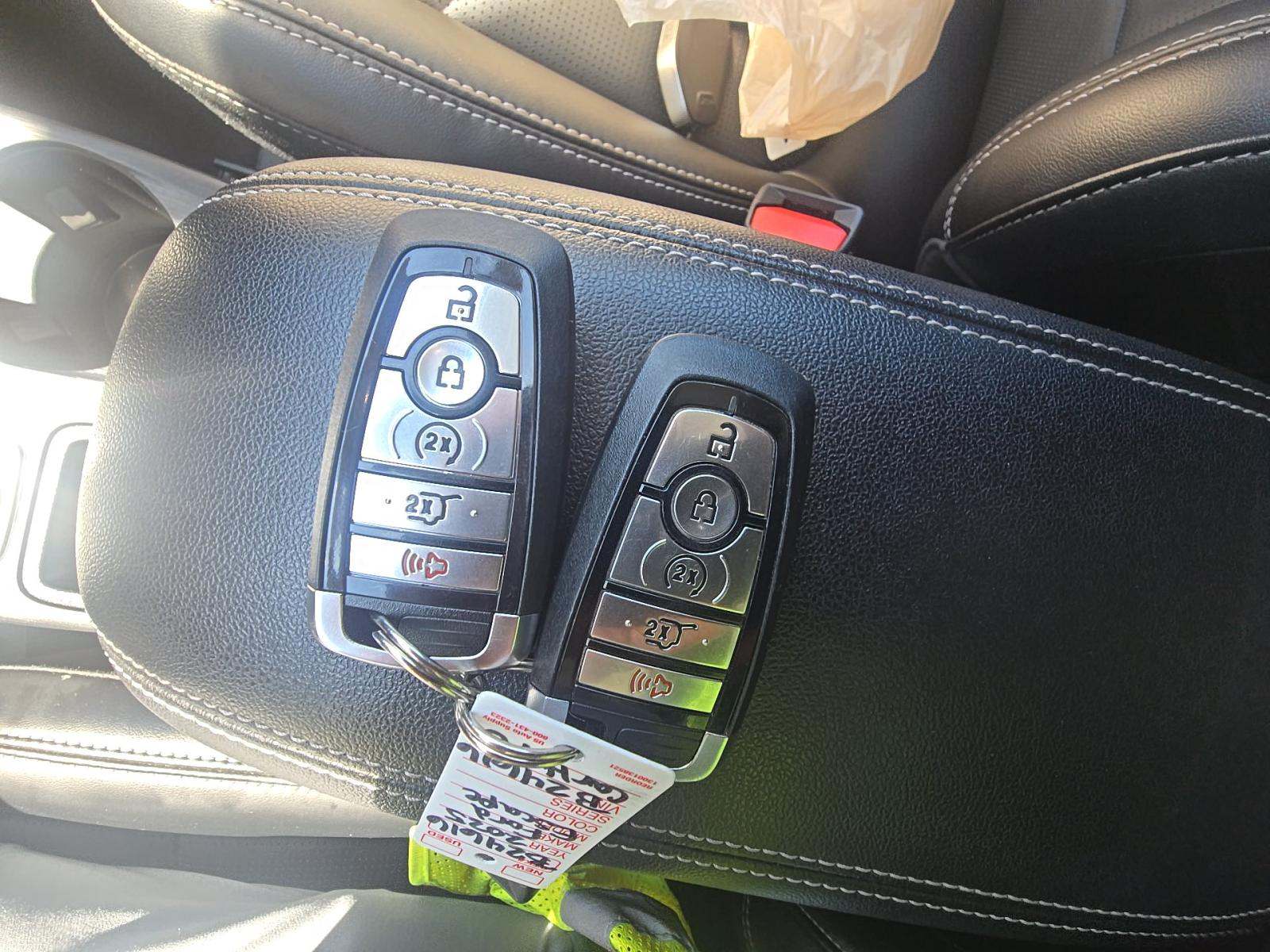 2025 Ford Escape Platinum AWD