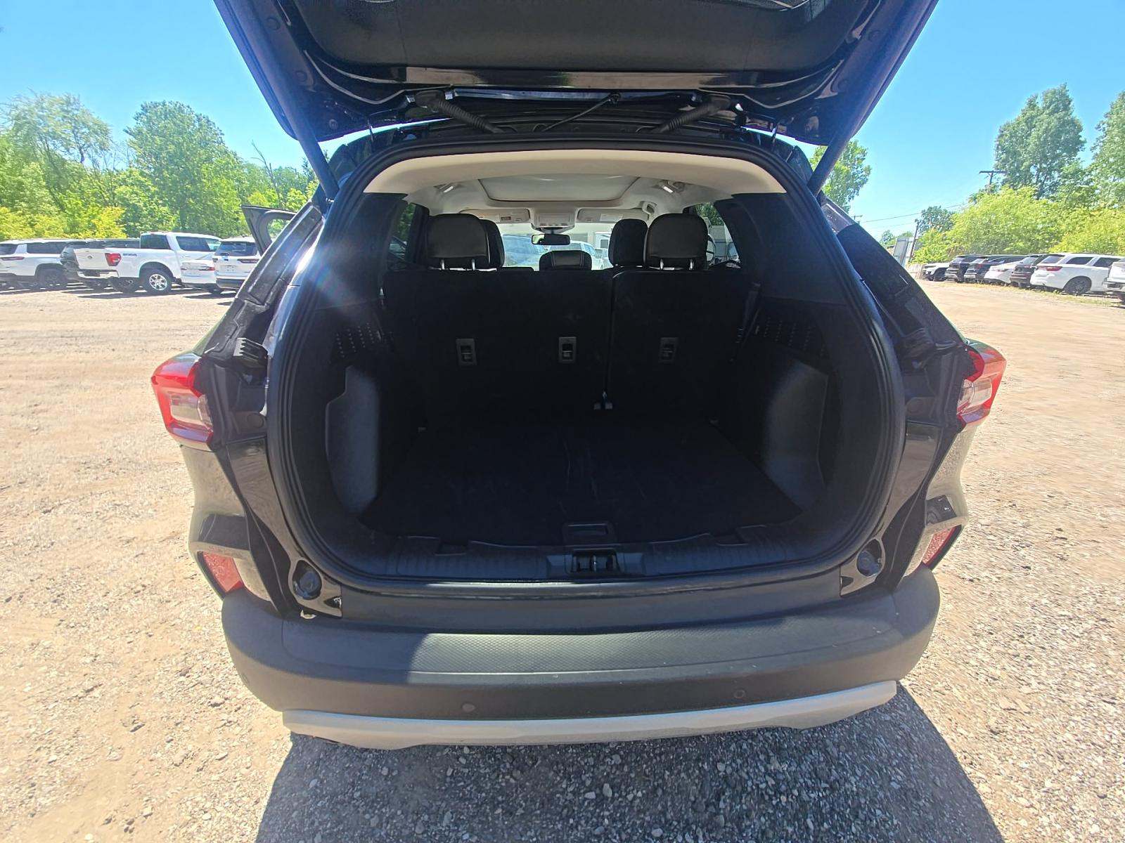 2025 Ford Escape Platinum AWD