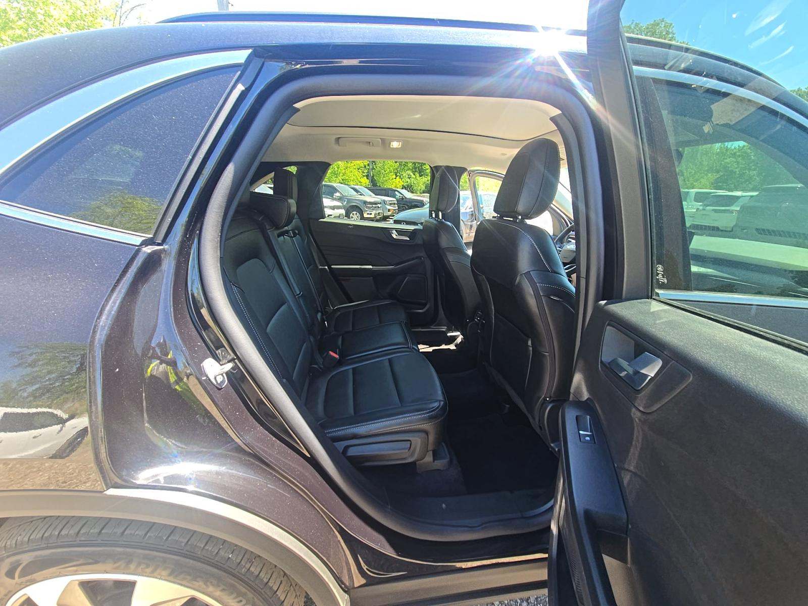 2025 Ford Escape Platinum AWD