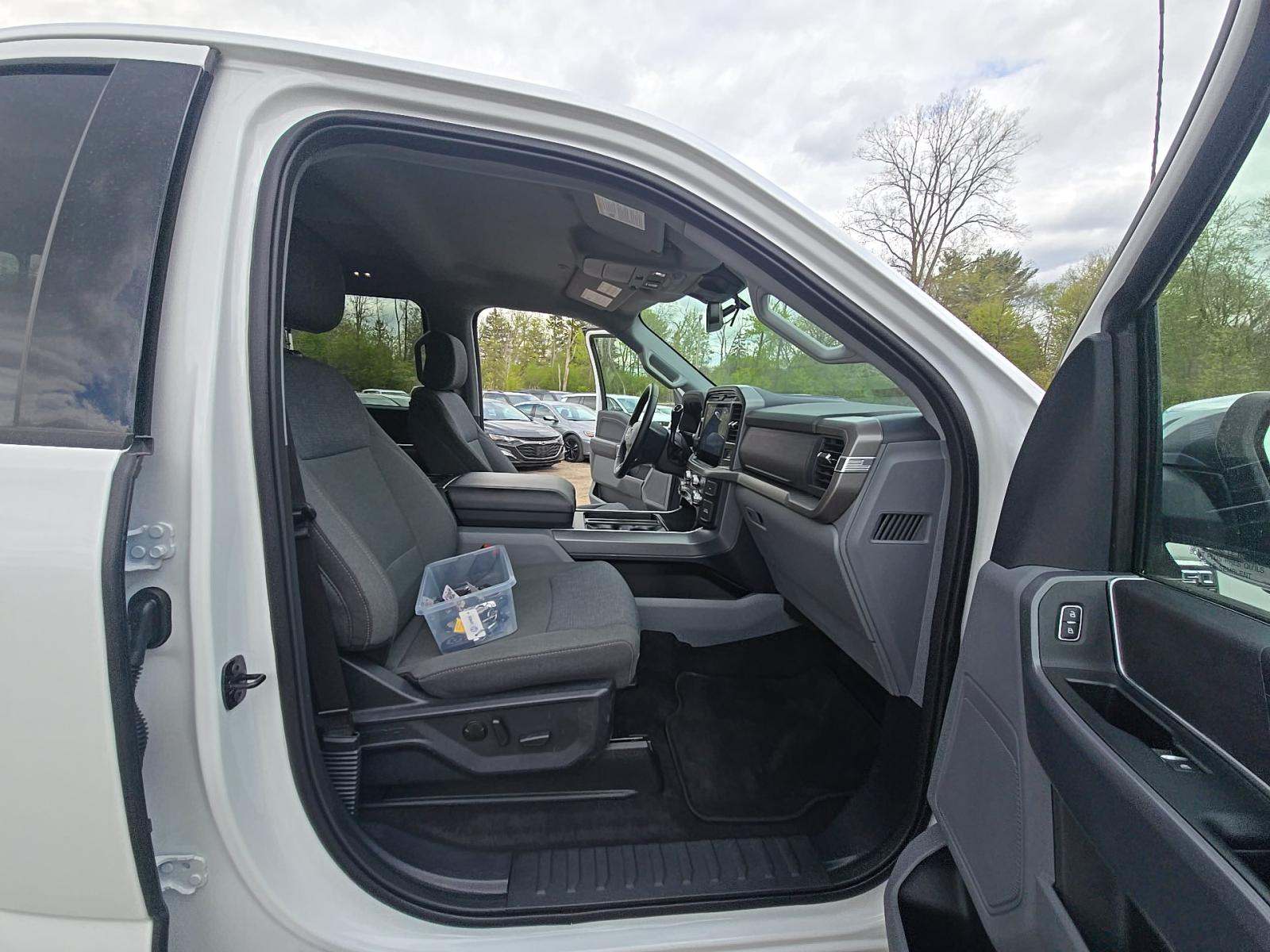 2025 Ford F-150 XLT AWD