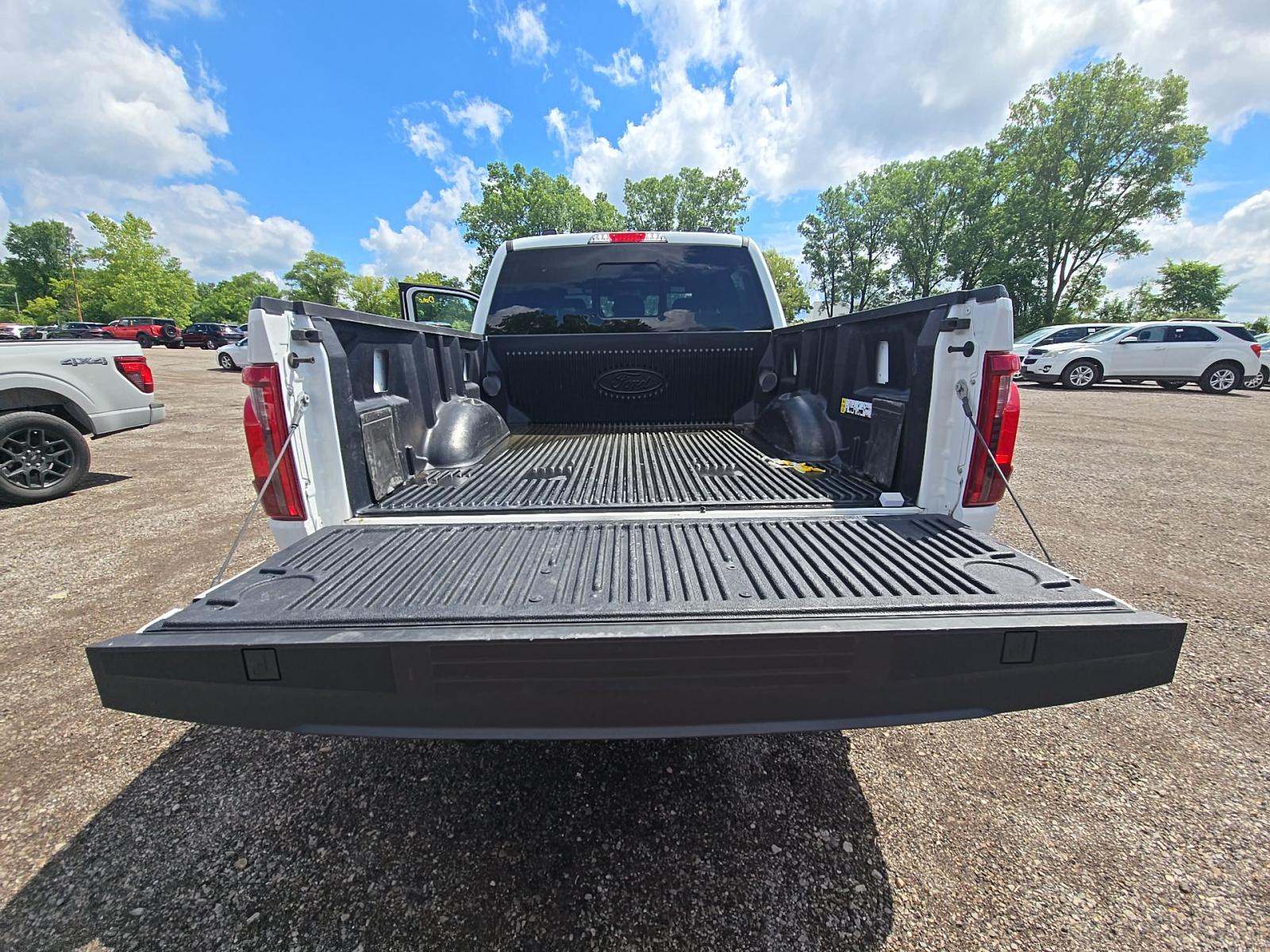 2024 Ford F-150 XLT AWD