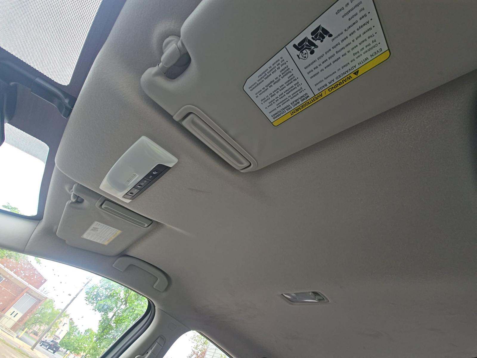 NISSAN VERSA - 7