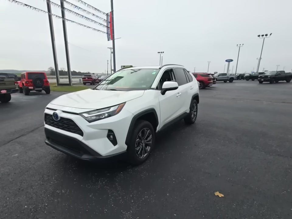2022 Toyota RAV4 Hybrid XLE Premium AWD