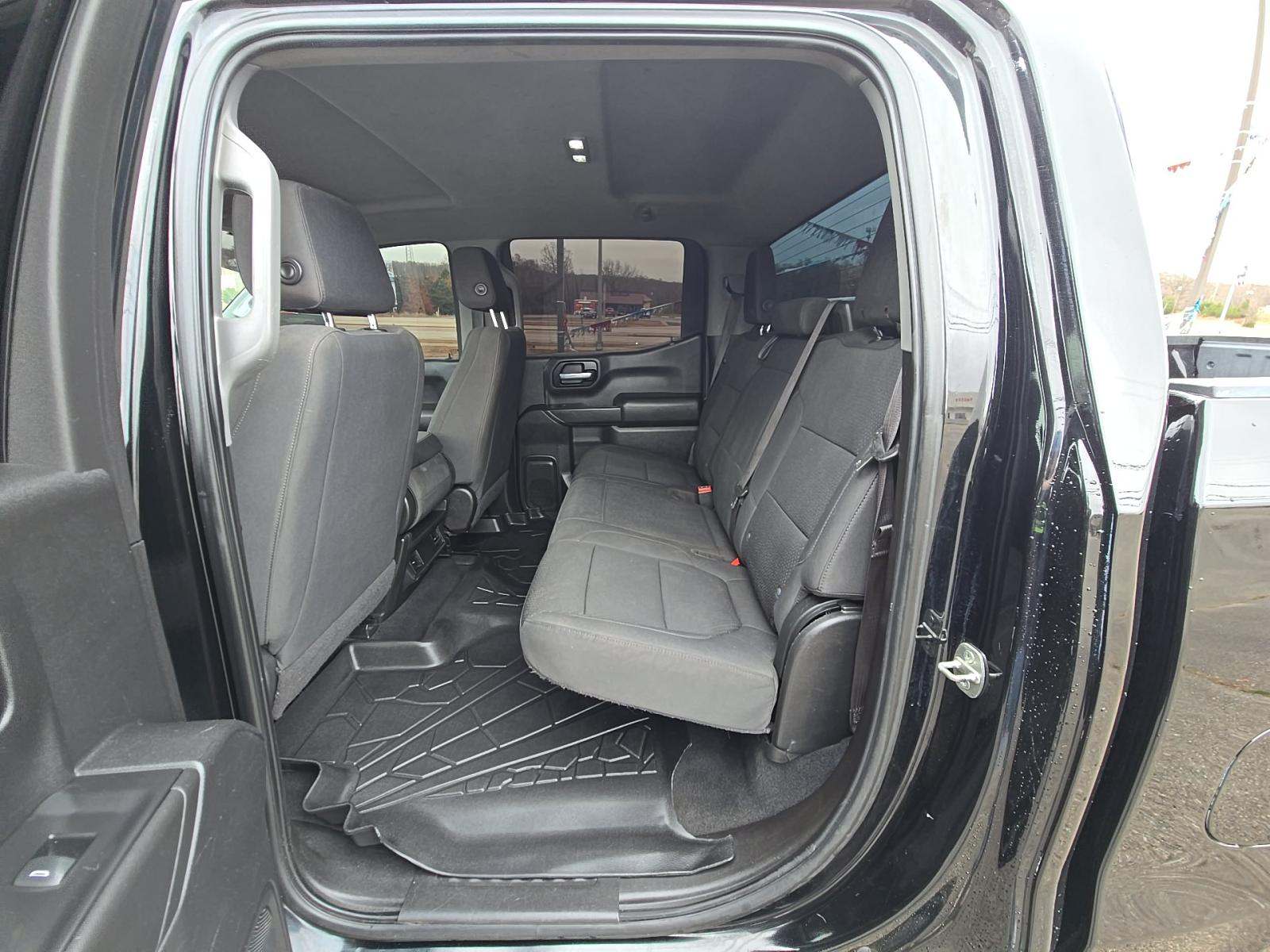 2021 Chevrolet Silverado 1500 Custom AWD