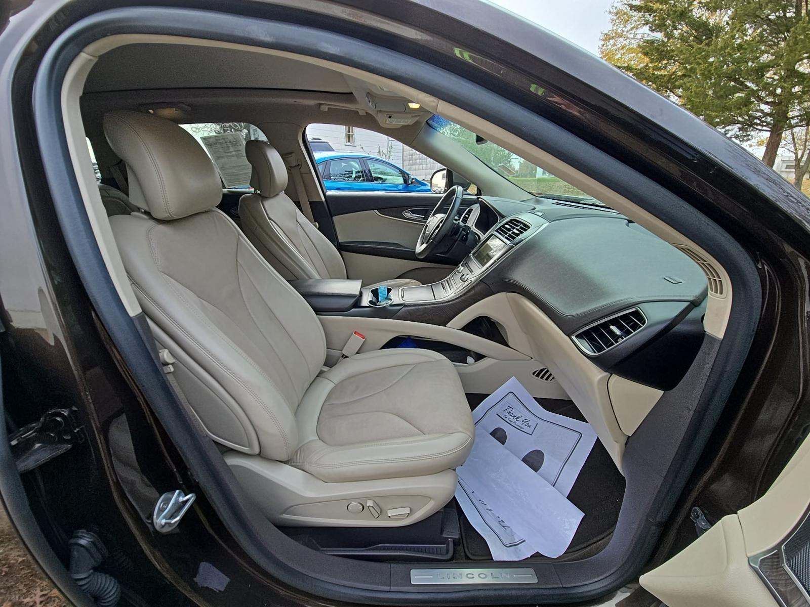 2019 Lincoln Nautilus Reserve AWD