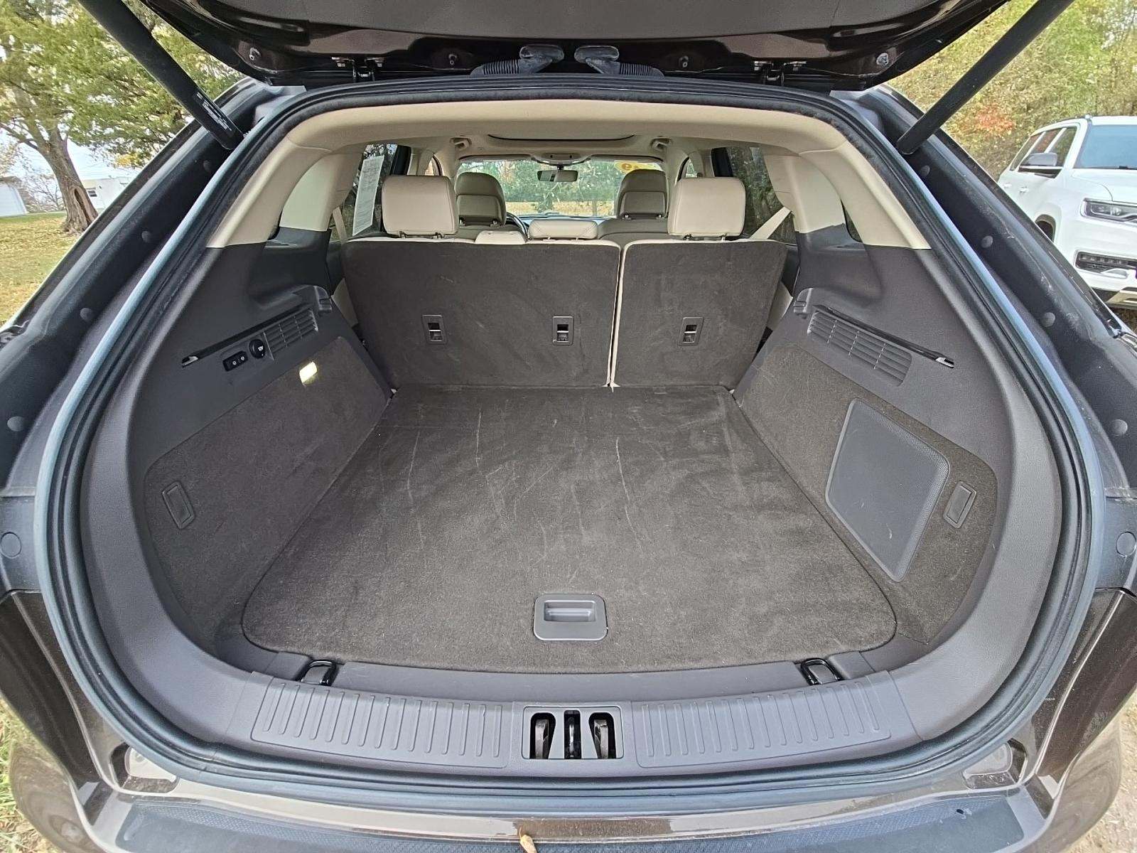 2019 Lincoln Nautilus Reserve AWD