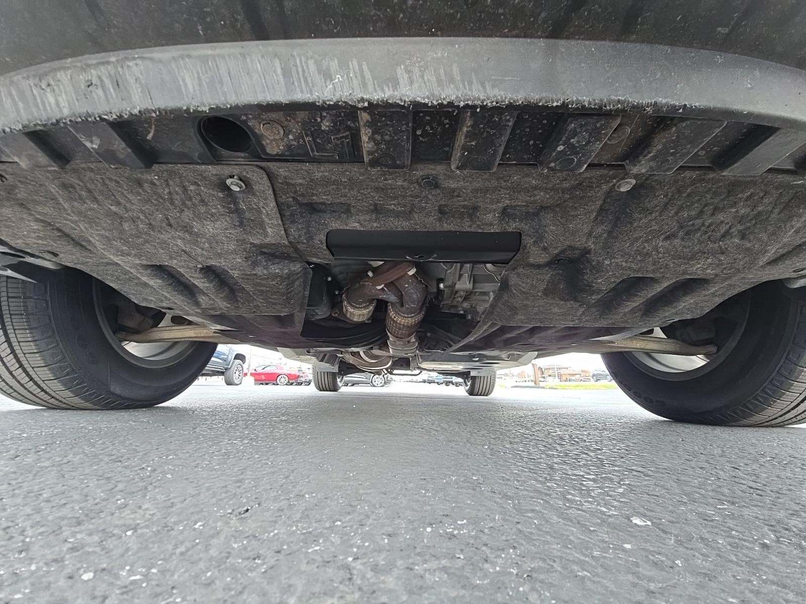 2022 Nissan Pathfinder S FWD