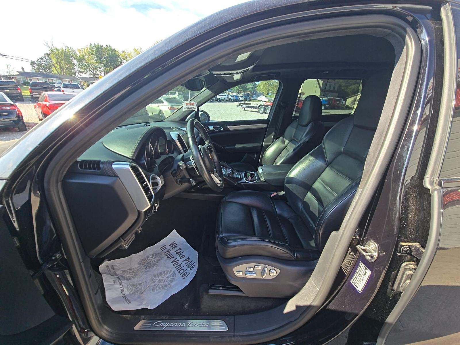 2015 Porsche Cayenne Turbo AWD