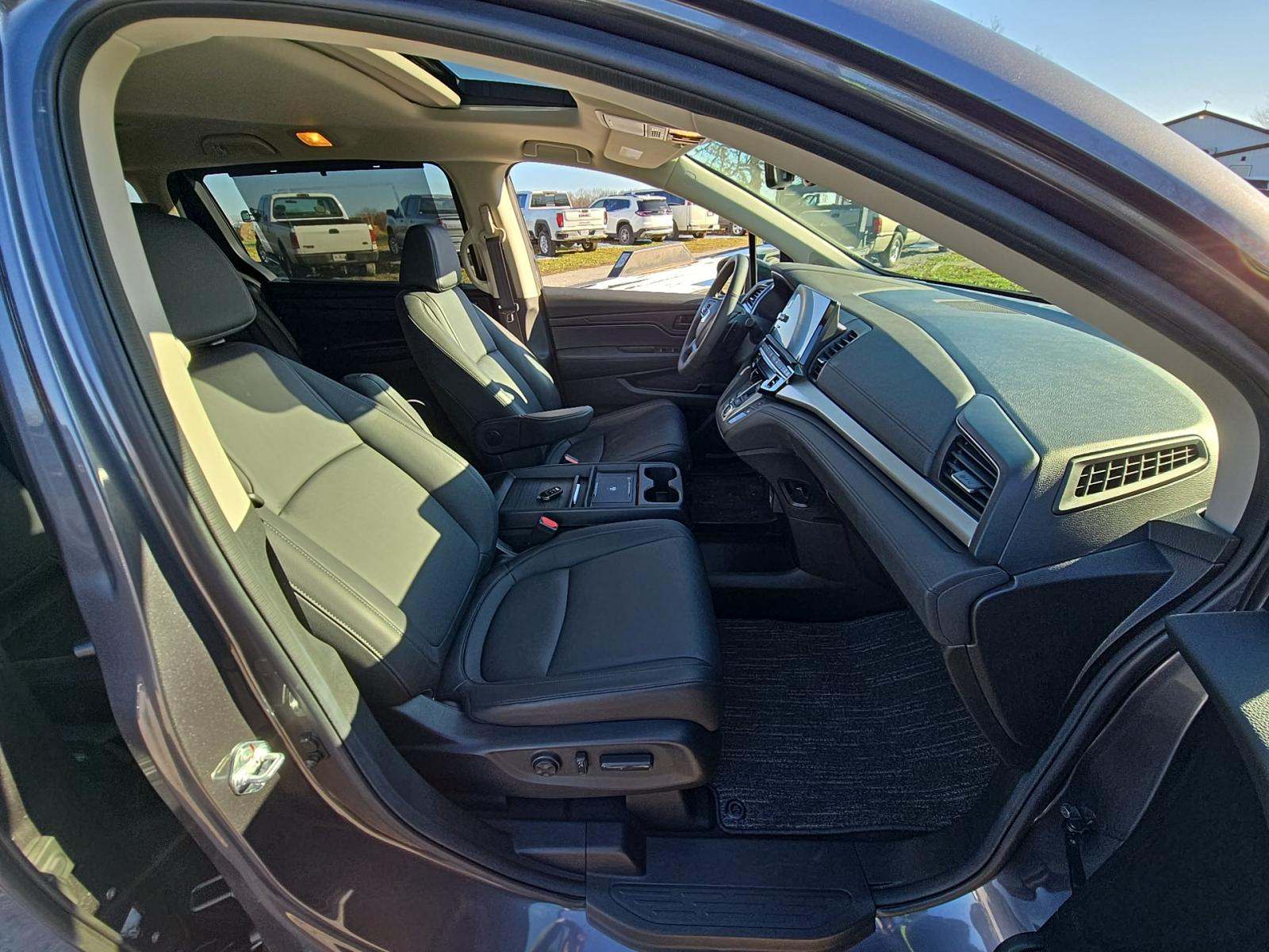 2025 Honda Odyssey EX-L FWD