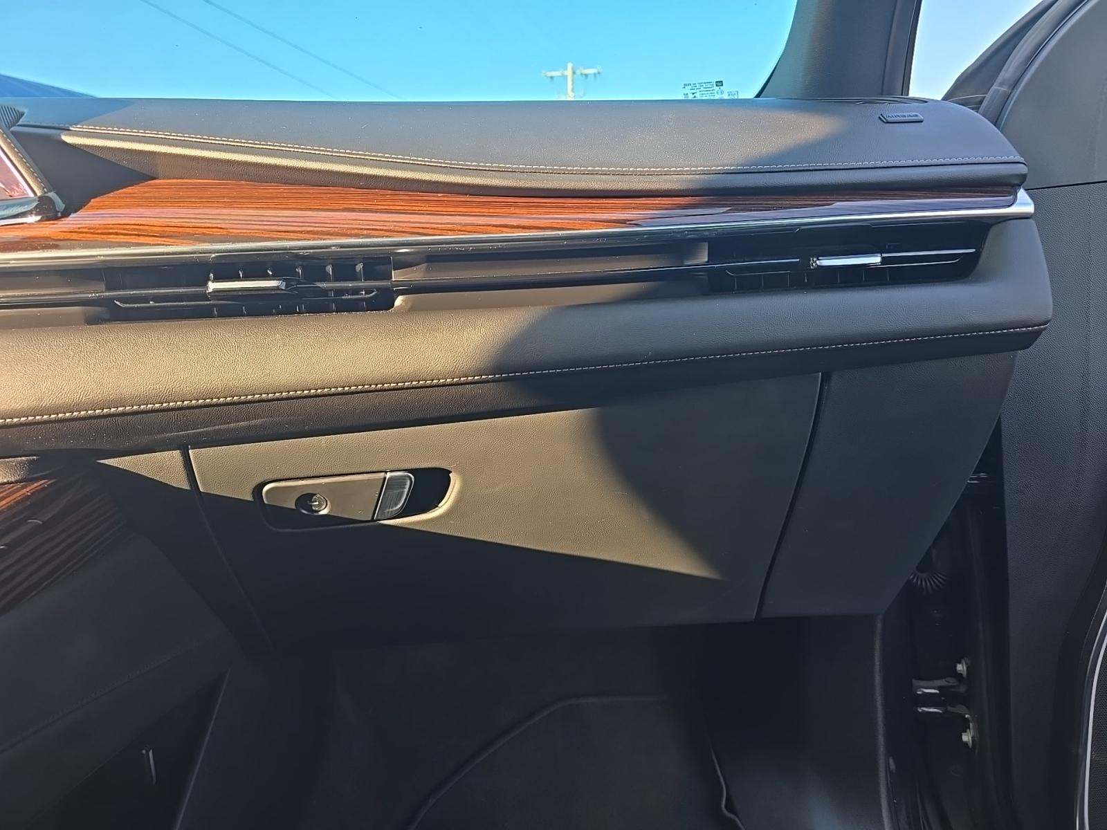 2022 Cadillac Escalade ESV Premium Luxury AWD