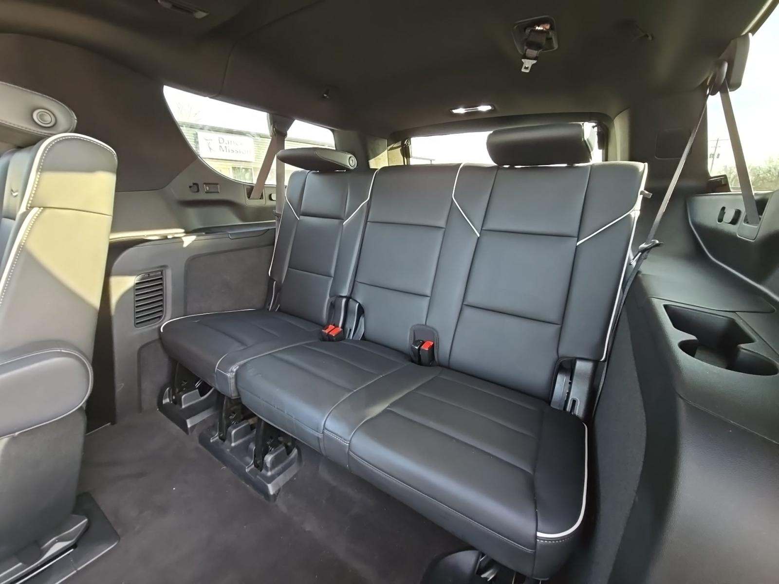 2022 Cadillac Escalade ESV Premium Luxury AWD