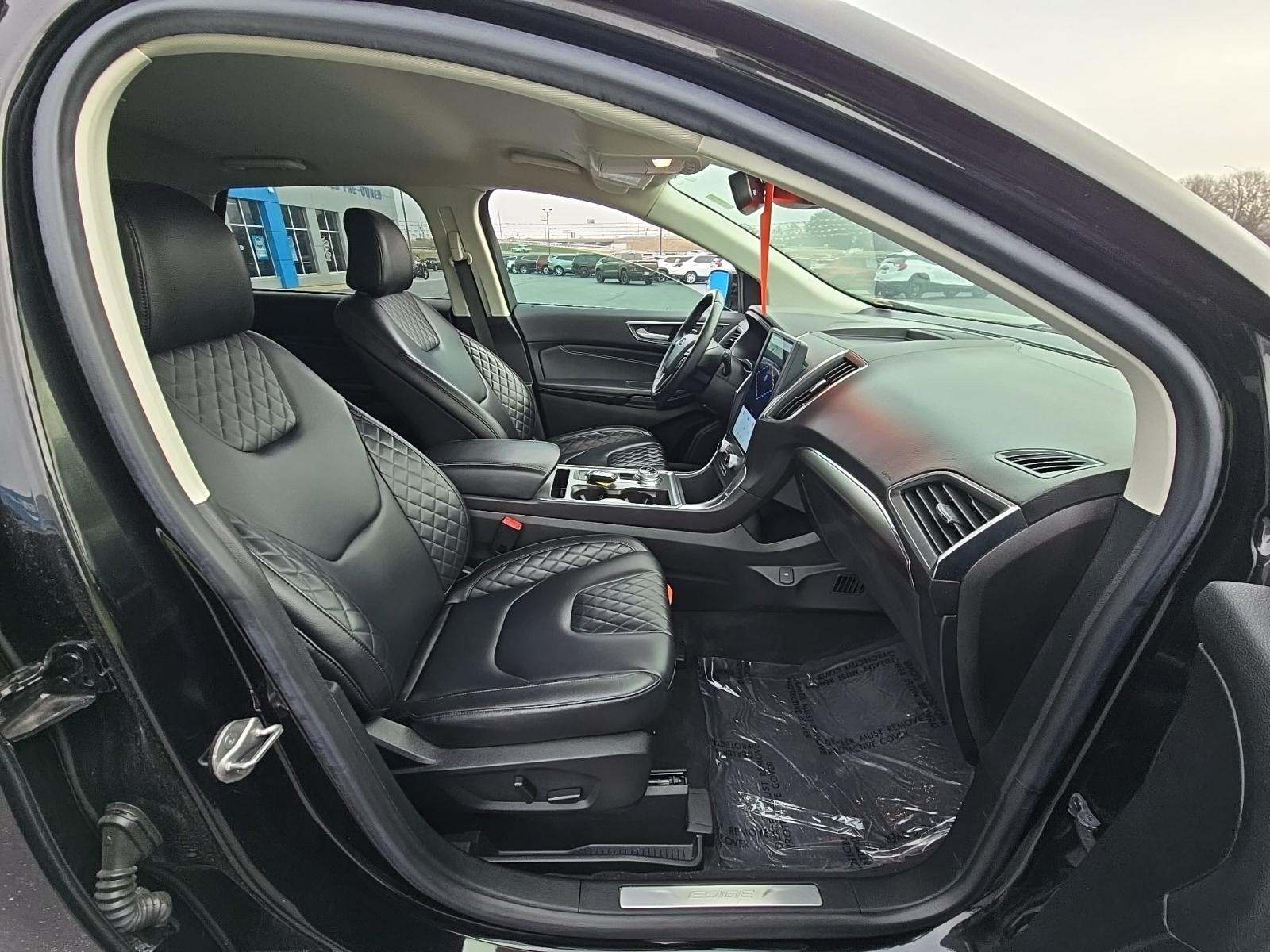 2023 Ford Edge Titanium AWD