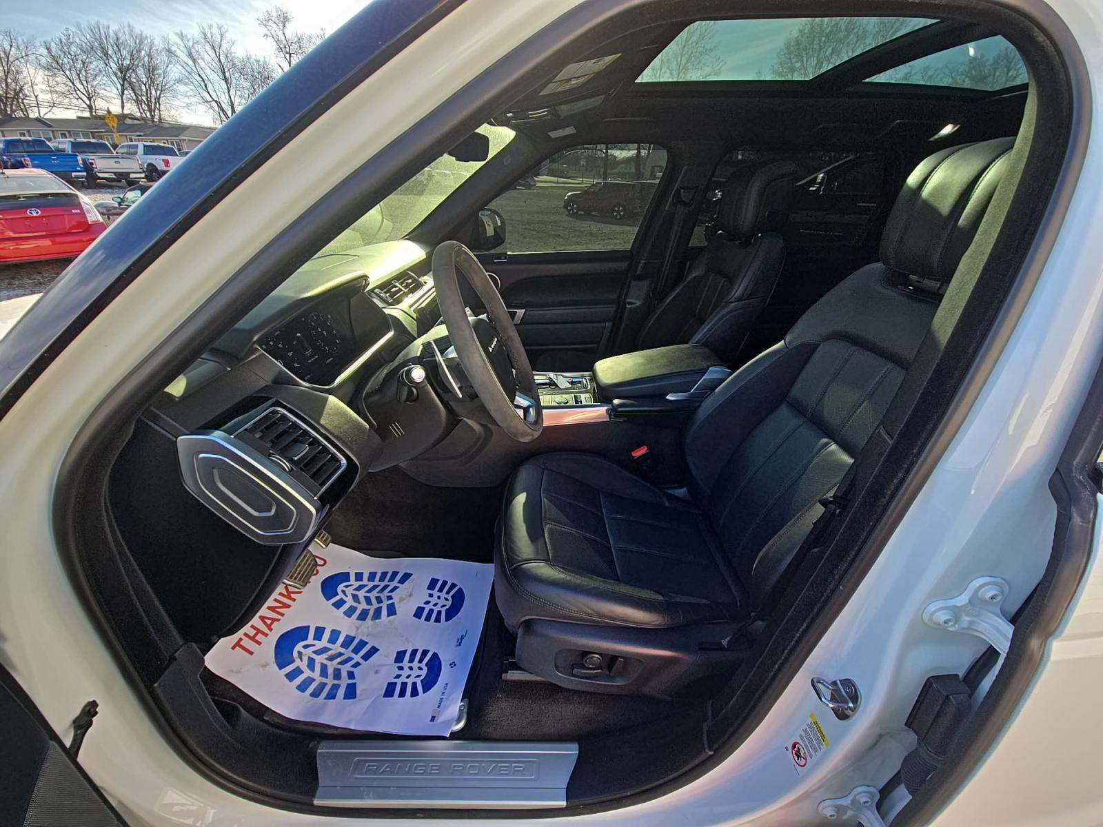 2021 Land Rover Range Rover Sport HST AWD