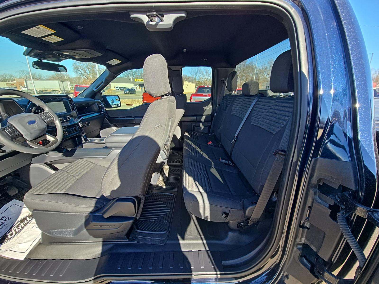 2023 Ford F-150 XL AWD