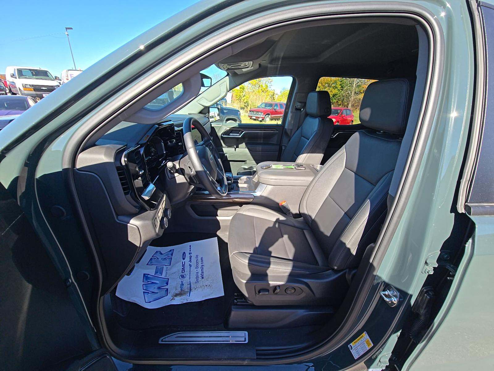 2025 Chevrolet Silverado 1500 LT Trail Boss AWD