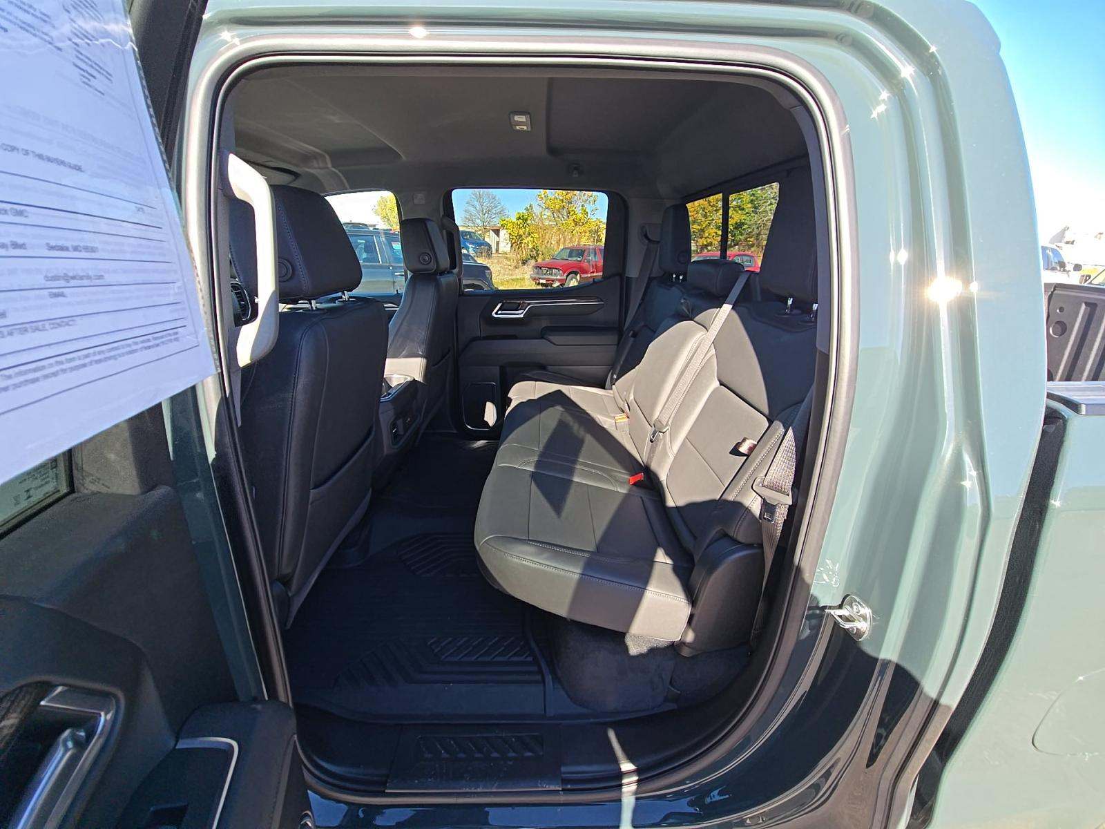 2025 Chevrolet Silverado 1500 LT Trail Boss AWD