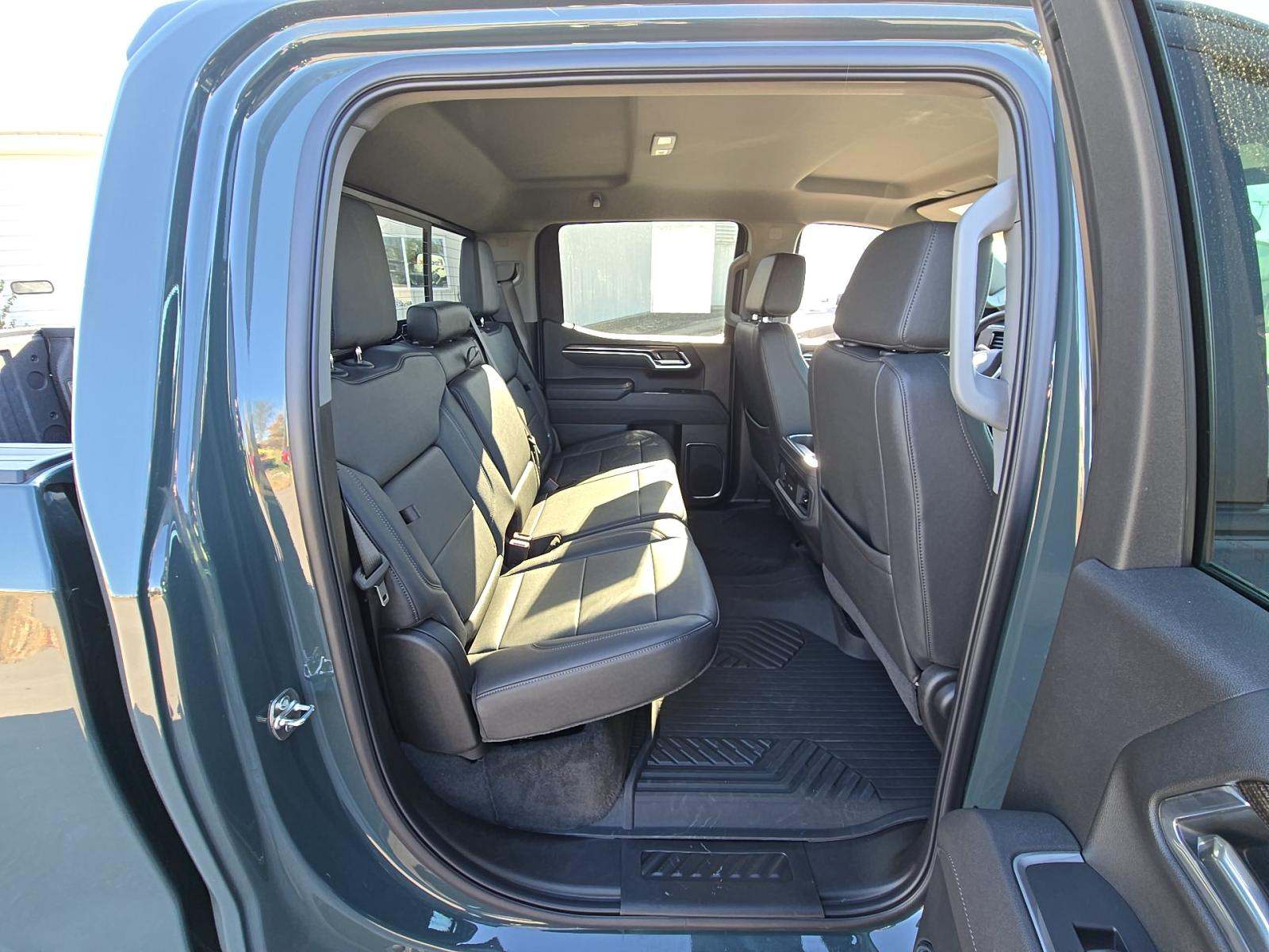 2025 Chevrolet Silverado 1500 LT Trail Boss AWD