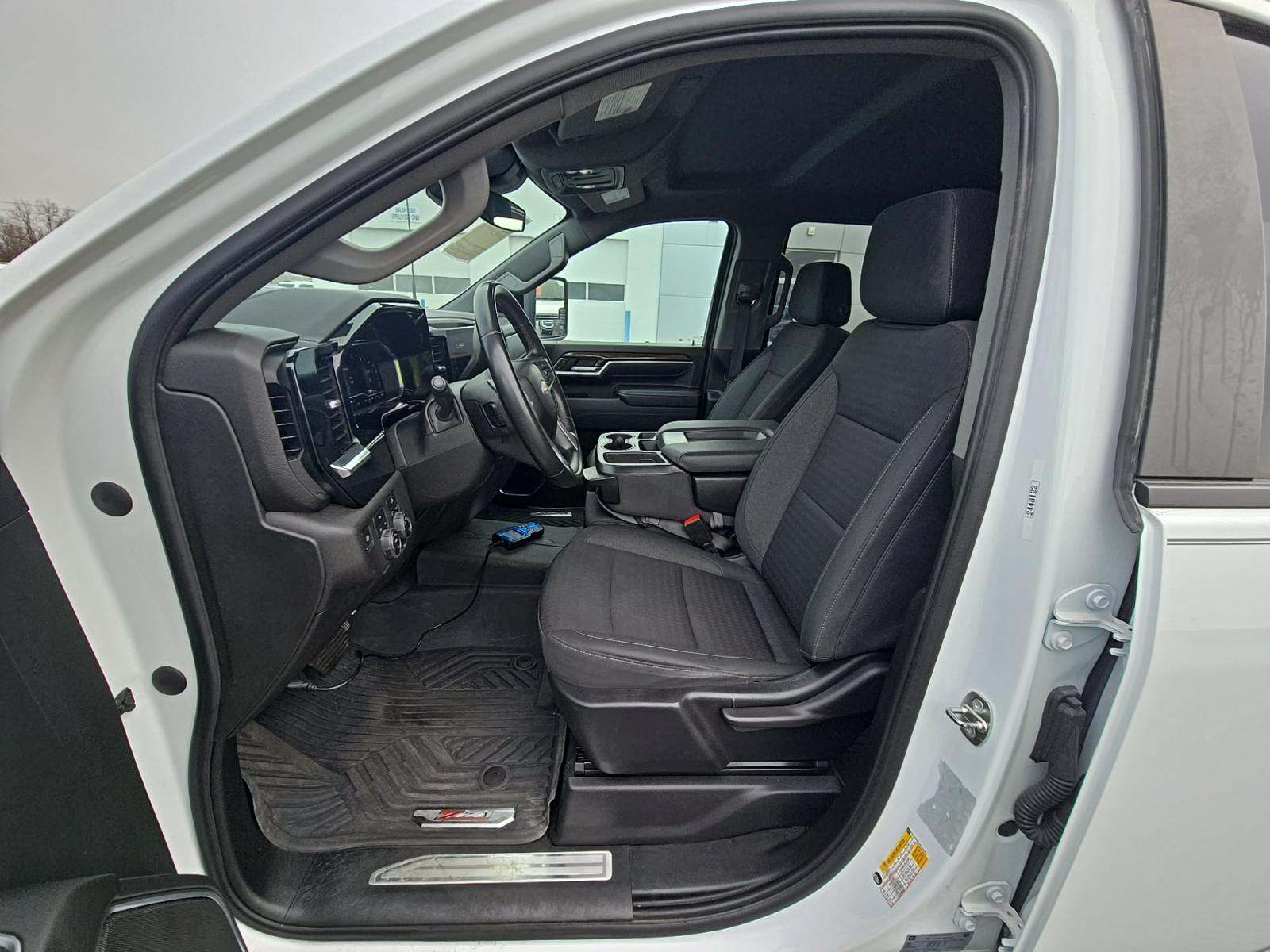 2024 Chevrolet Silverado 2500HD LT AWD