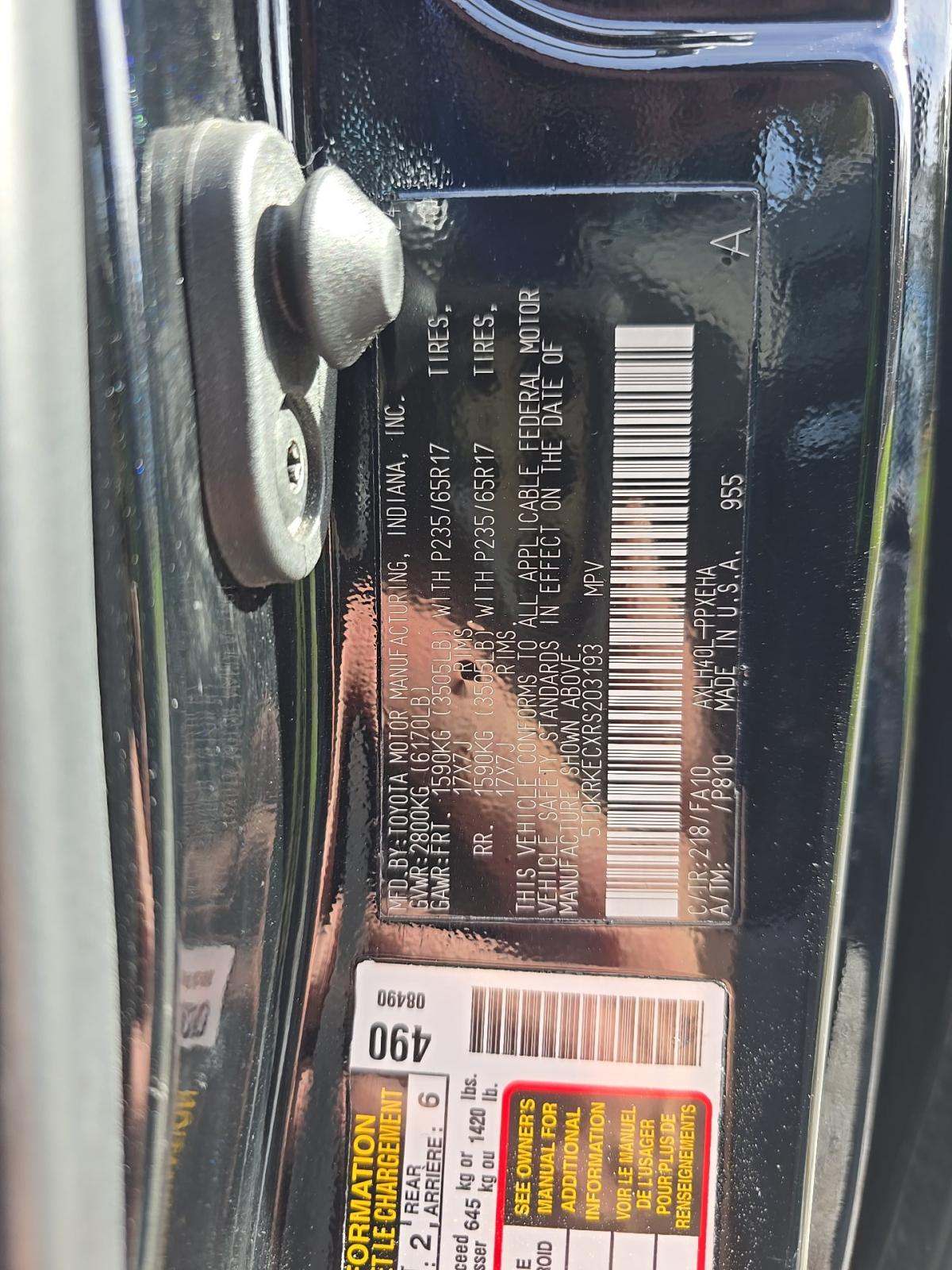 2024 Toyota Sienna LE FWD