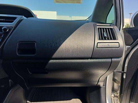 2017 Toyota Prius v Three FWD