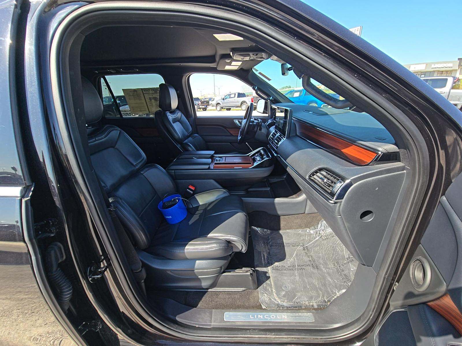 2024 Lincoln Navigator L Premiere AWD