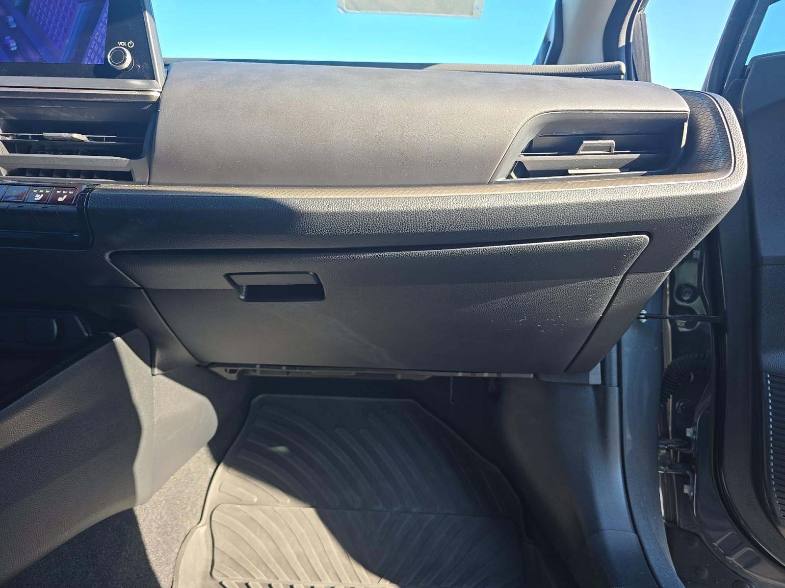 2024 Toyota Prius Limited FWD