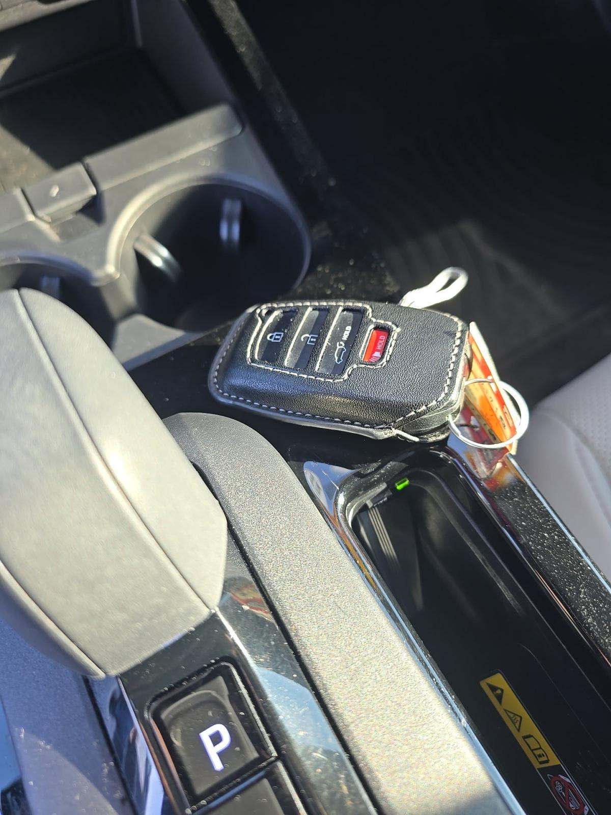 2024 Toyota Prius Limited FWD