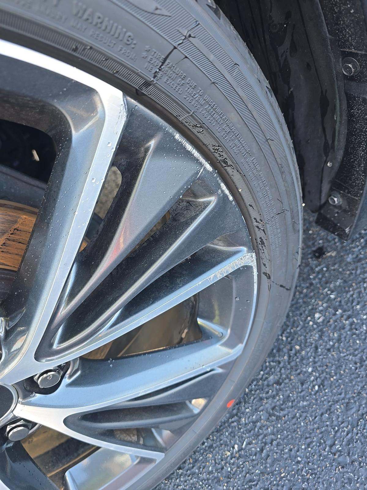 2024 Toyota Prius Limited FWD