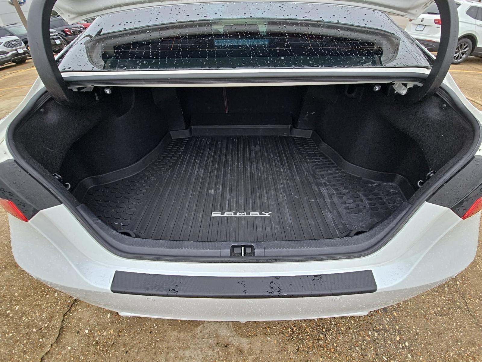 2022 Toyota Camry XSE AWD