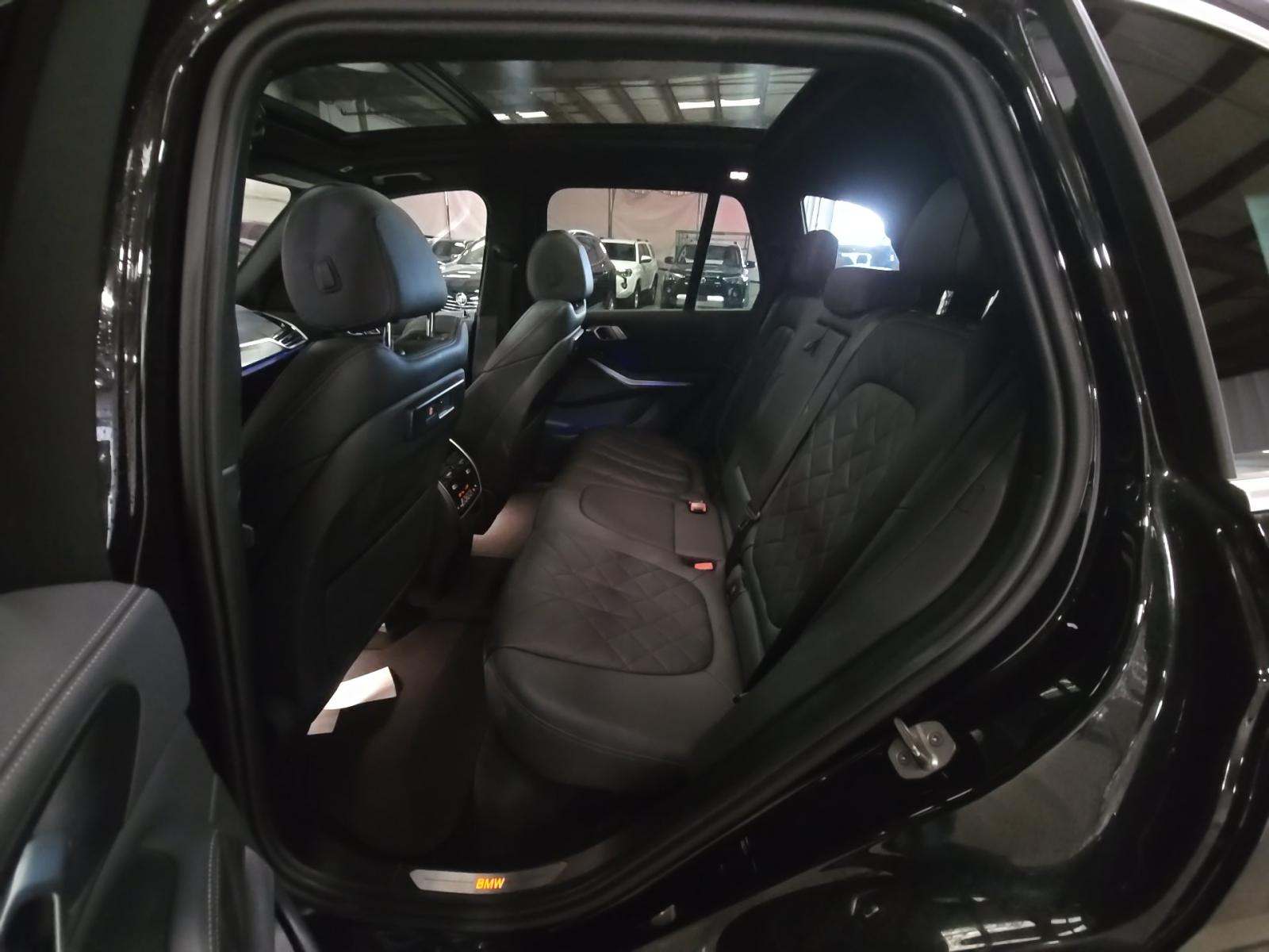 2023 BMW X5 xDrive40i AWD