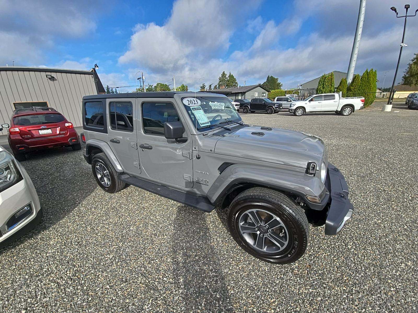 2023 Jeep Wrangler Sahara AWD
