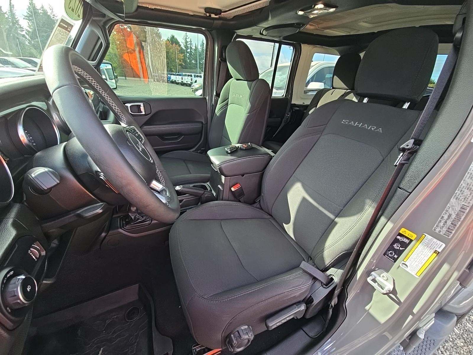 2023 Jeep Wrangler Sahara AWD