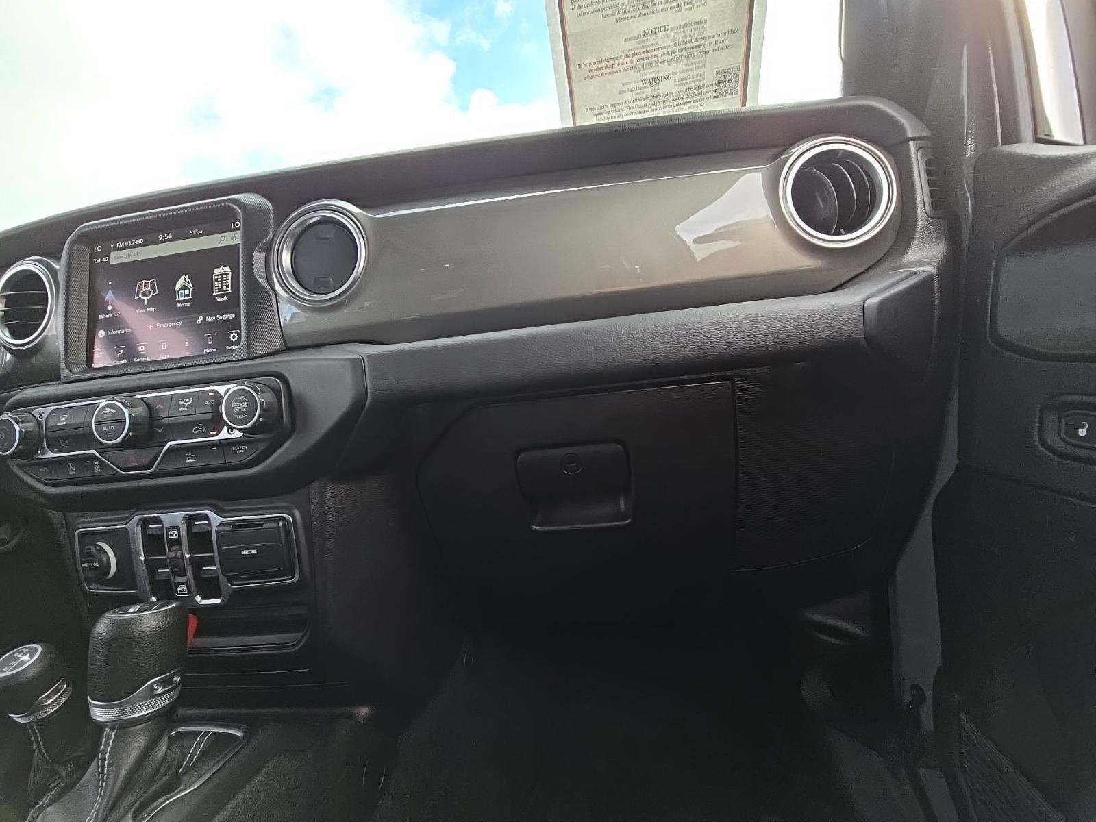 2023 Jeep Wrangler Sahara AWD