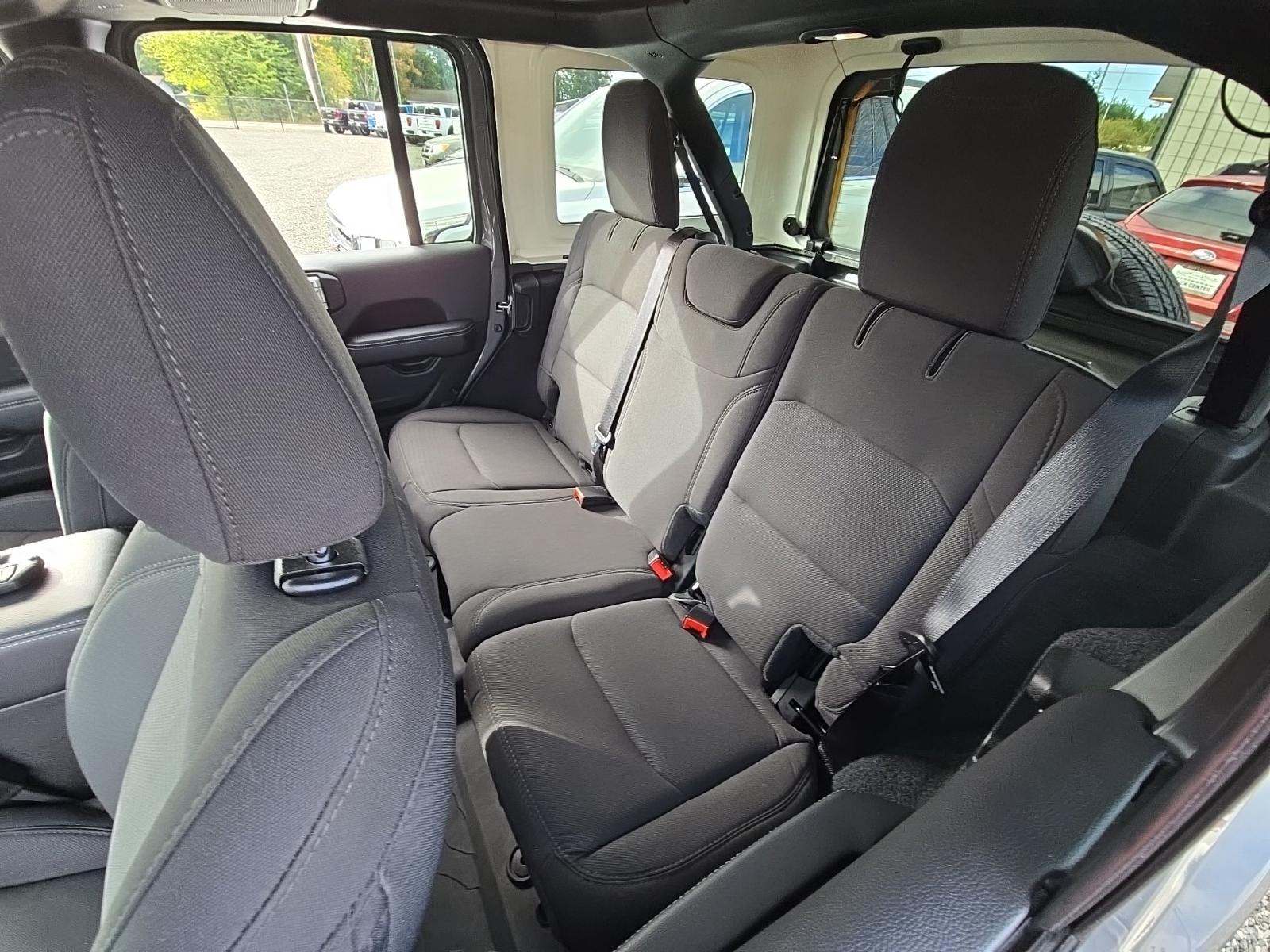 2023 Jeep Wrangler Sahara AWD