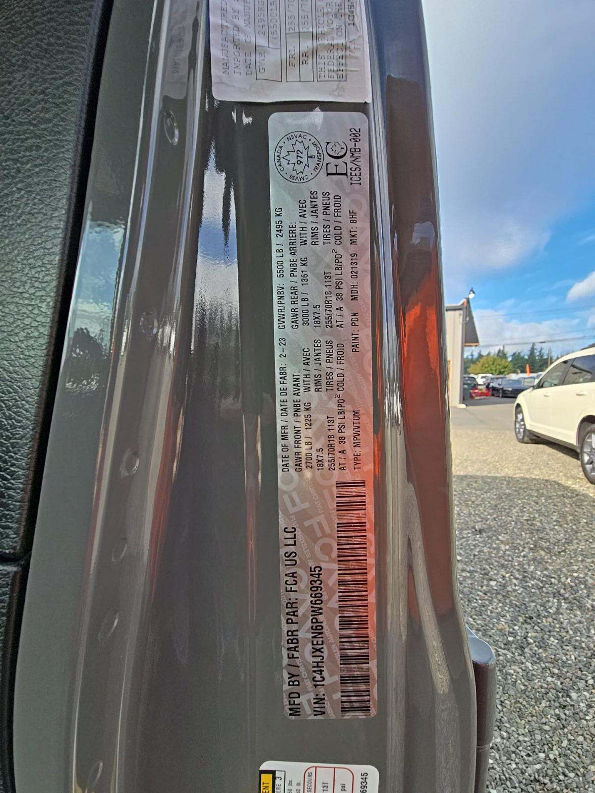 2023 Jeep Wrangler Sahara AWD