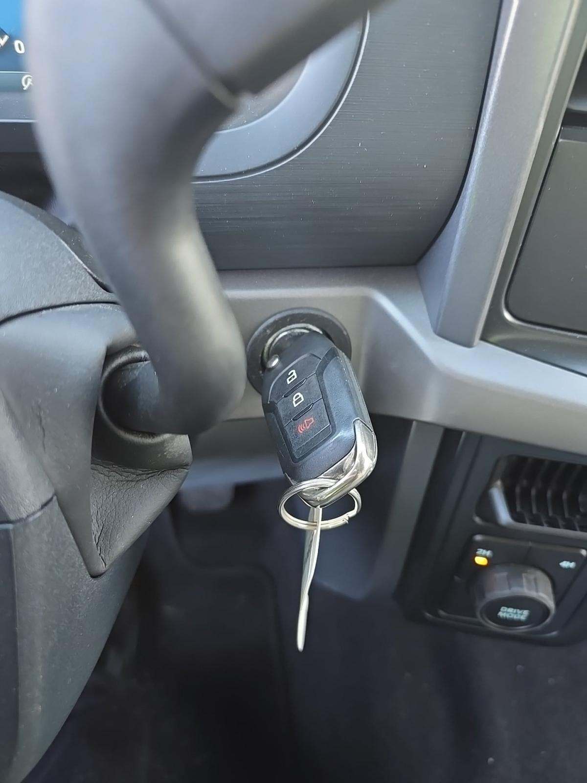 2025 Ford F-150 XLT AWD