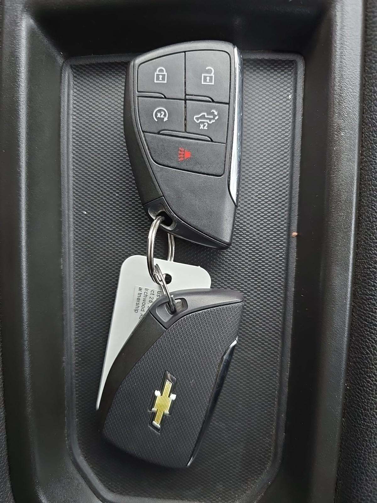 2023 Chevrolet Silverado 1500 Custom AWD