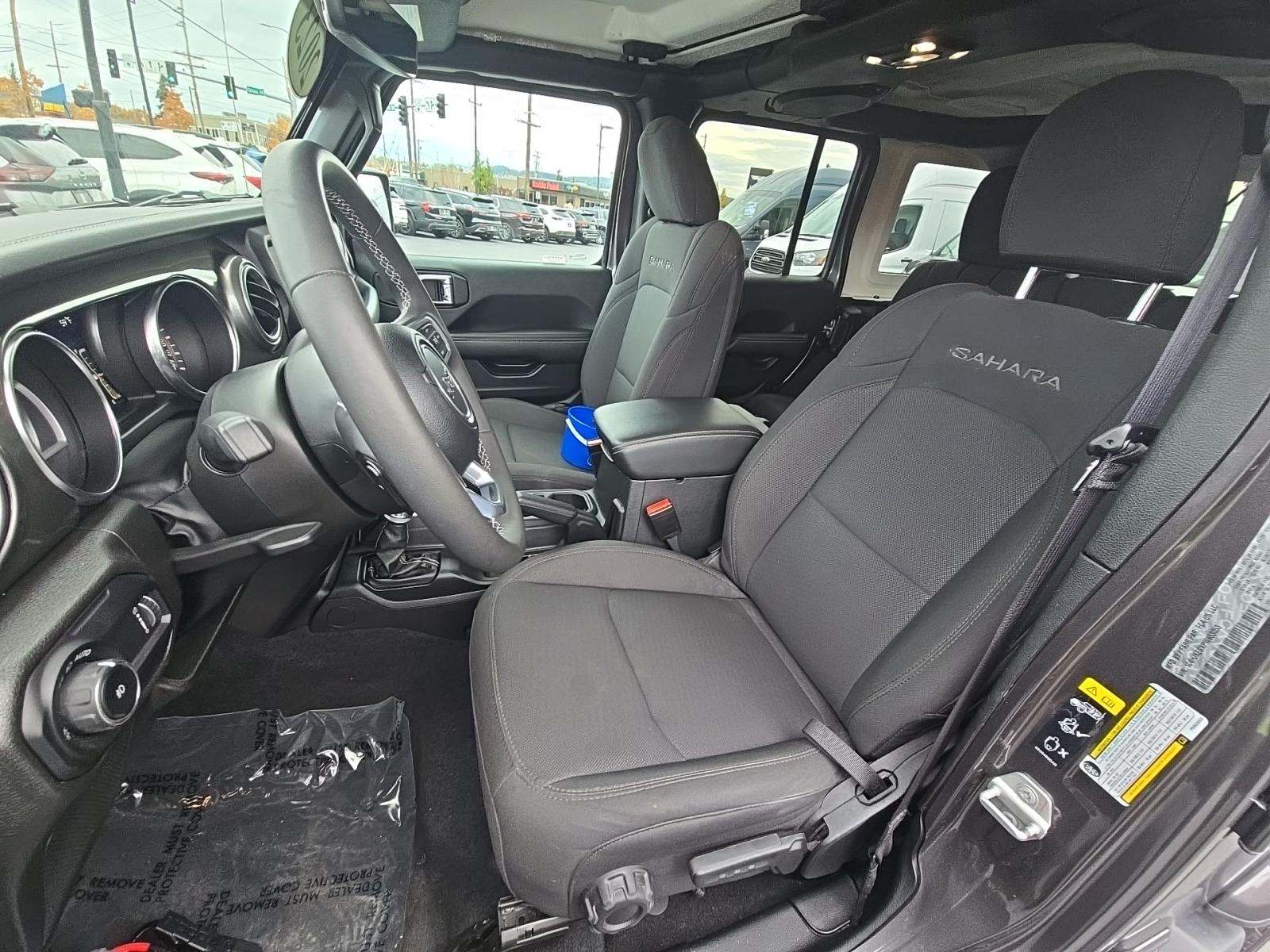 2023 Jeep Wrangler Sahara AWD