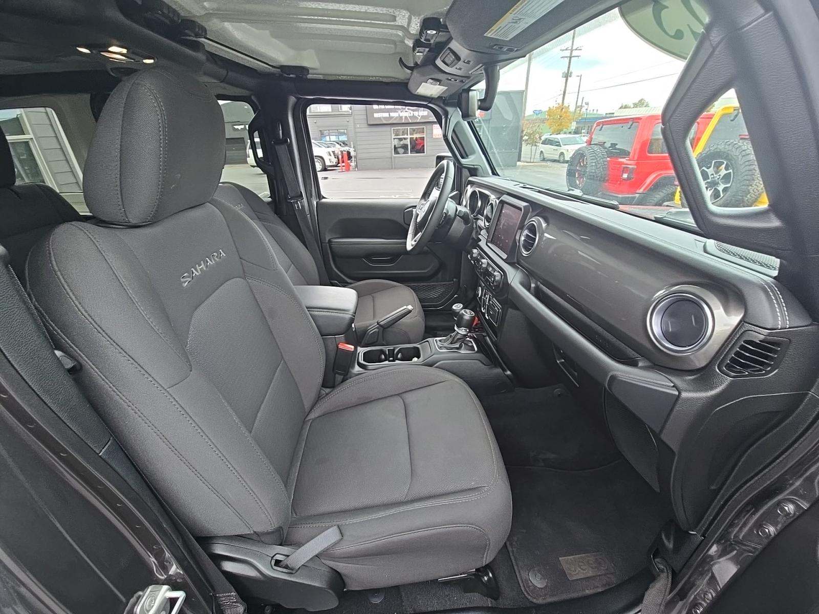 2023 Jeep Wrangler Sahara AWD