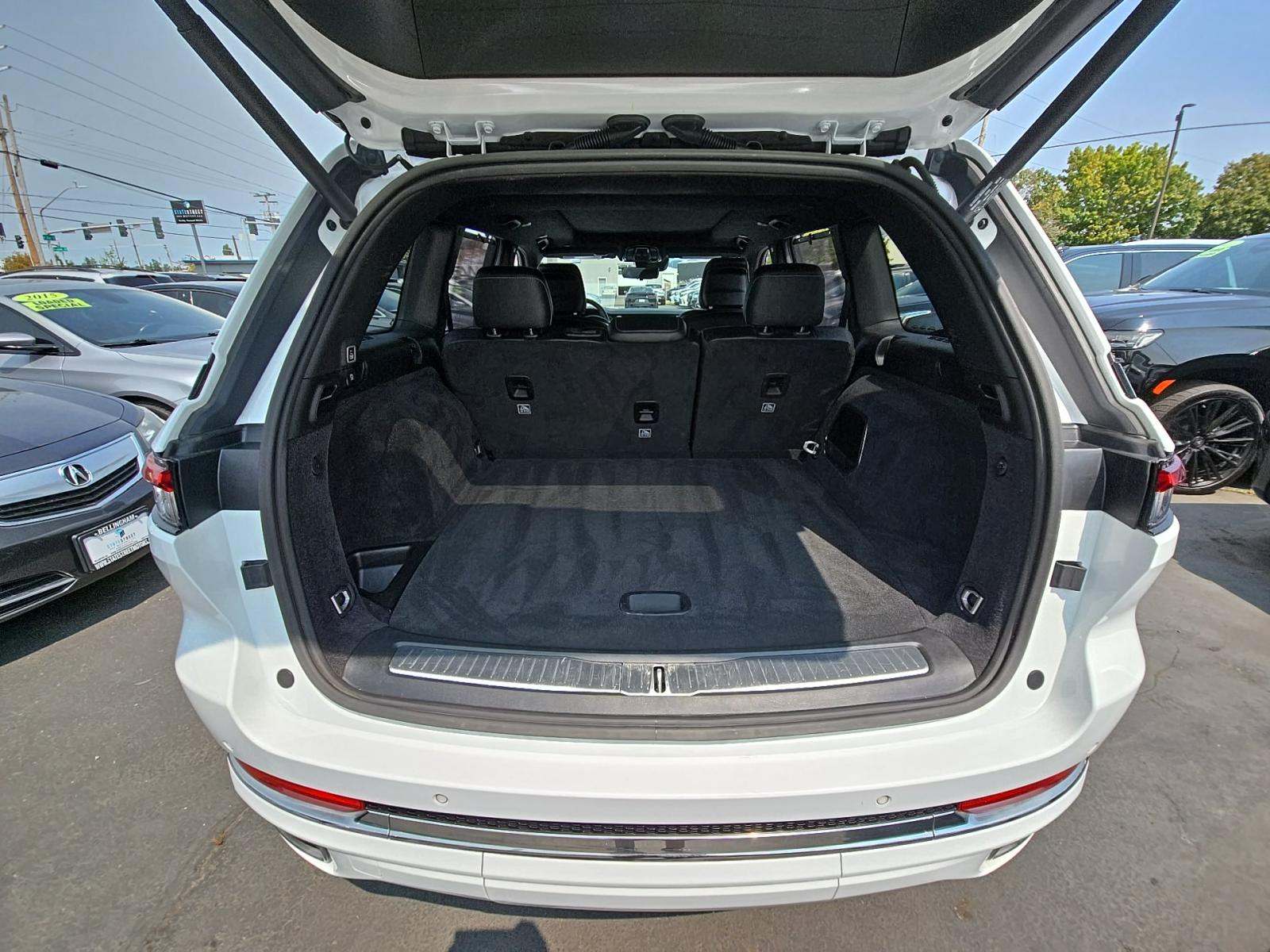 2024 Jeep Grand Cherokee Overland AWD