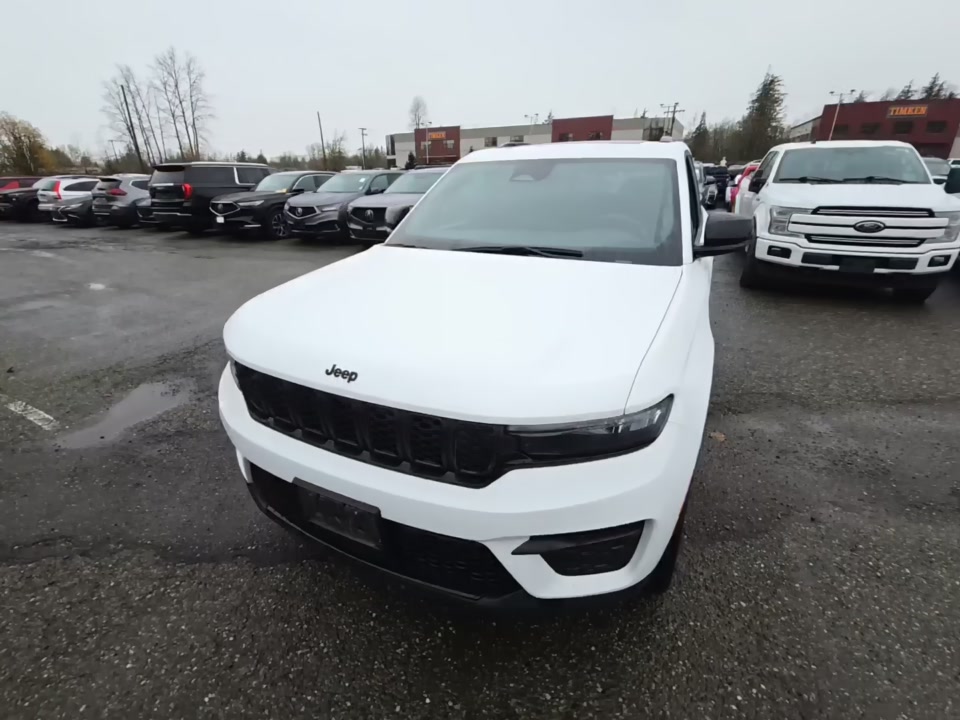 2023 Jeep Grand Cherokee Altitude AWD